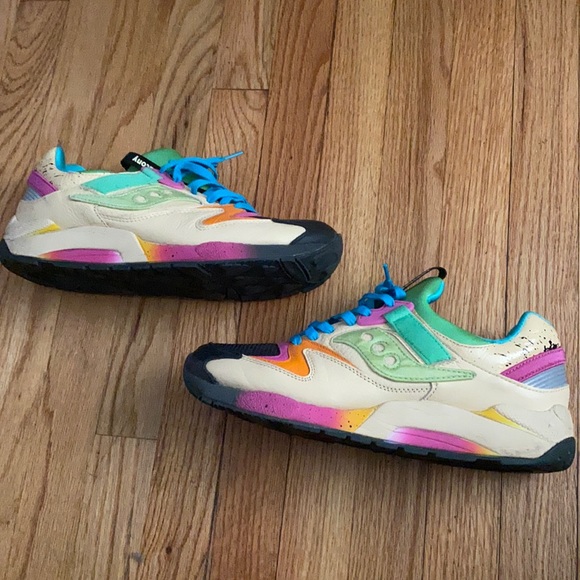 saucony miami